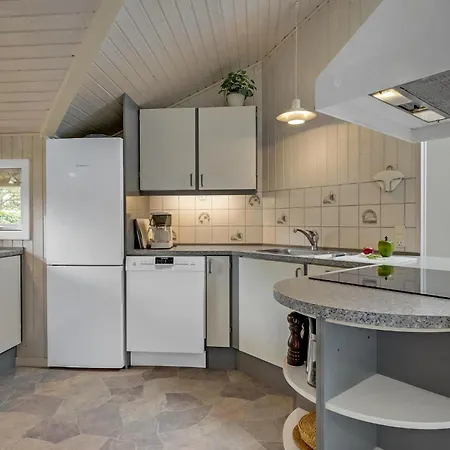 3 Bedroom Lovely Home In Dannemare